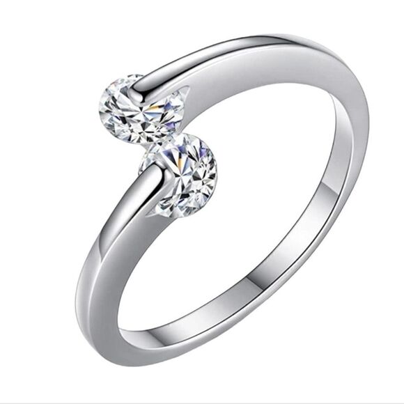 Silver Plated Adjustable Ring Crystals on Each Side - Picture 1 of 8